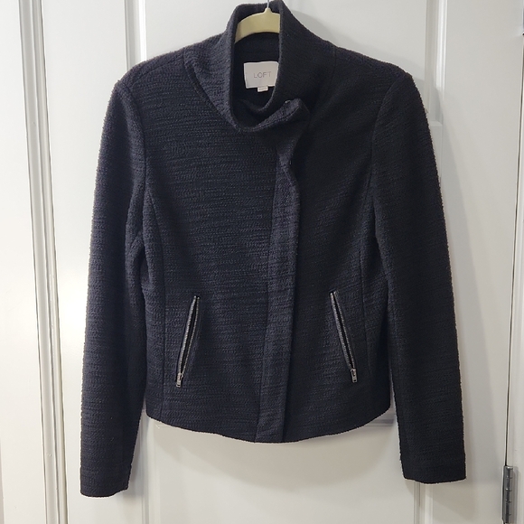 LOFT Jackets & Blazers - LOFT Women's Boucle Black Blazer Size 4